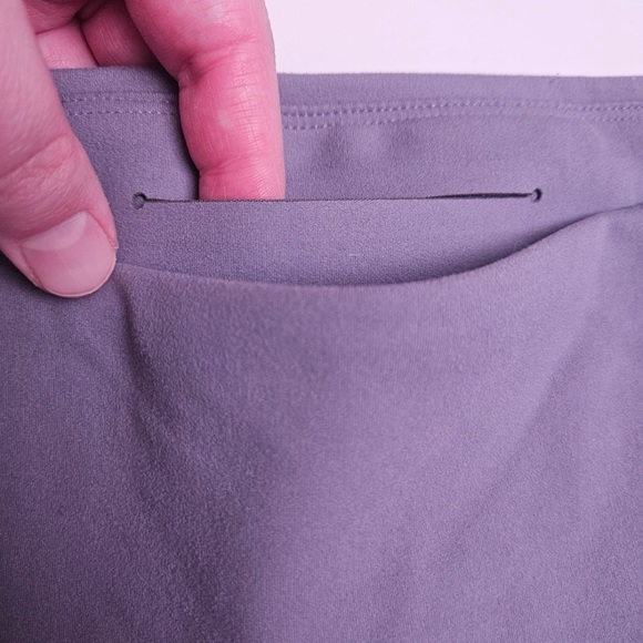 Dharma Bums Airbrush Lite Balance 7/8 Legging, Purple Ash, Size 12, Like New! - Picture 7 of 9